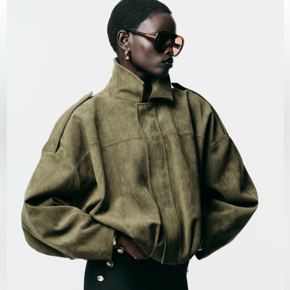 🦋 ZARA VIRAL 🦋 BLOGGERS FAVORITE 🦋 NWT ZARA FAUX SUEDE BOMBER JACKET - Picture 3 of 16